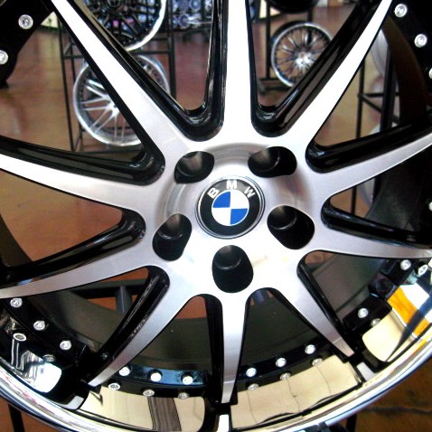 BMW WHEELS/RIM 750i 750Li 760i 760Li X5 X6 M Black & Machined Finished 18"