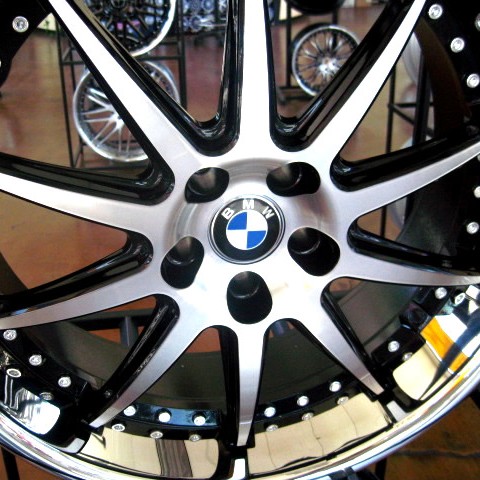 BMW WHEELS/RIM 740i 740Li 745i 745Li E65 E66 Black & Machined Finished 18"