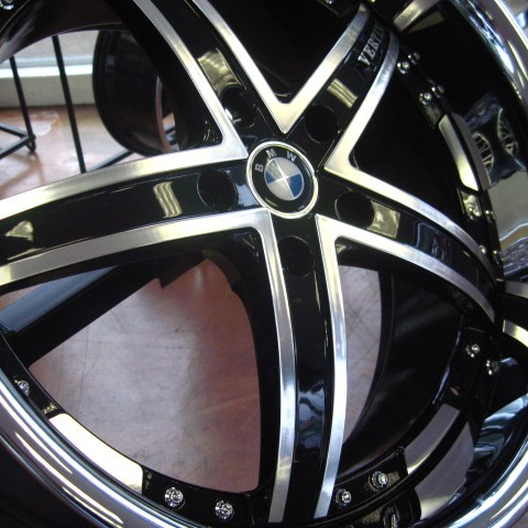 BMW WHEELS/RIM 750i 750Li 760i 760Li X5 X6 M Diamond Cut / Black Inner Spokes / Chrome Lip 19"