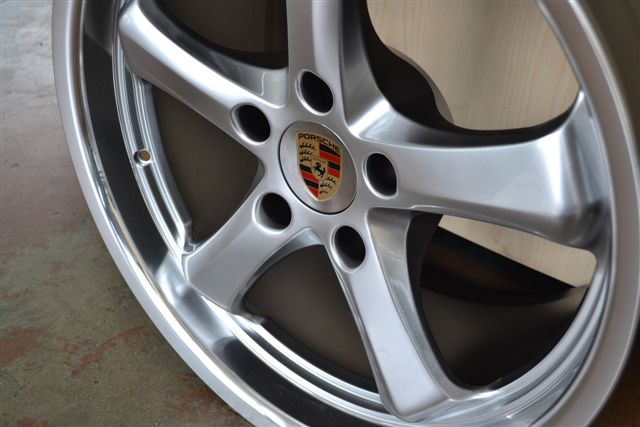 PORSCHE WHEELS/RIM 911 CARRERA S CABRIOLET C2 C2S C4 TARGA 4 996/997 Hyper Silver / Mirror Lip - 18" - Image 2