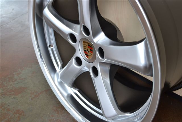 PORSCHE WHEELS/RIM 911 CARRERA S CABRIOLET C2 C2S C4 TARGA 4 996/997 Hyper Silver / Mirror Lip - 18" - Image 3