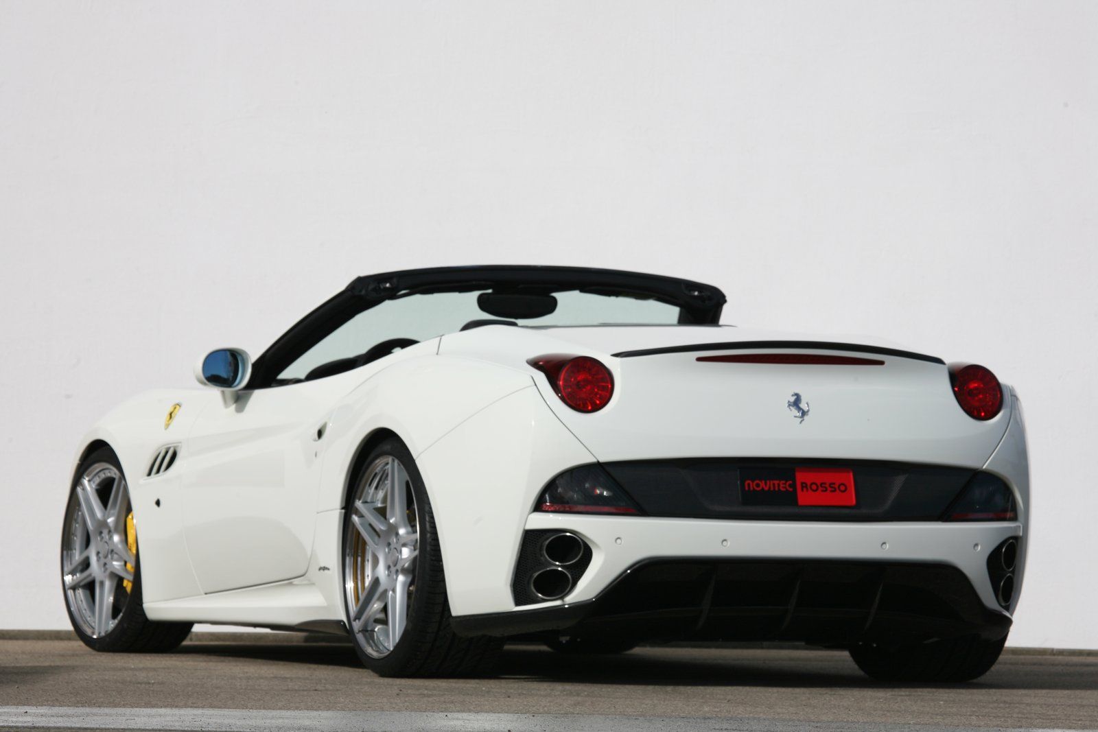NOVITEC Complete Aerodynamic Kits for Ferrari California - Image 7