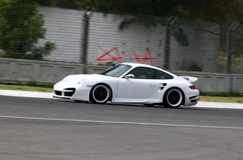 TechArt Front Spoiler II for Porsche 997 Turbo 07-12 - Image 3