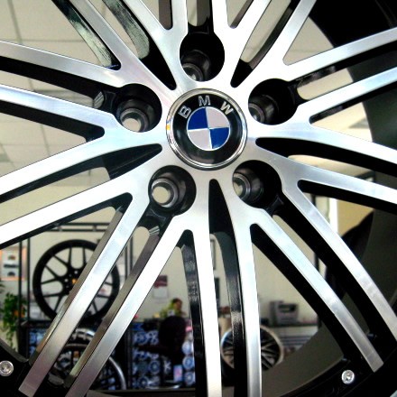 BMW WHEELS/RIM 740i 740Li 745i 745Li E65 E66 Diamond Cut / Black Inner Spoke / Chrome Lip 22"