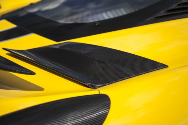 Novitec Ferrari 458 Speciale Flaps for the Air-Intake at the Sidewall