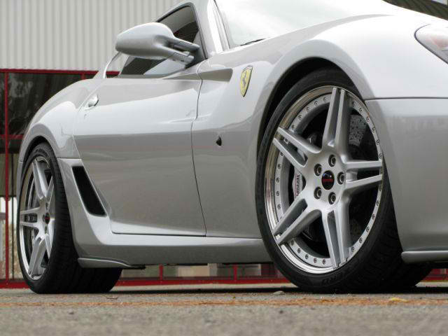 Novitec Rosso Tuning for Ferrari 599 GTB in Carbon - Image 7