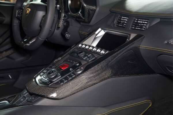 NOVITEC Lamborghini Aventador Carbon Center Console Cover