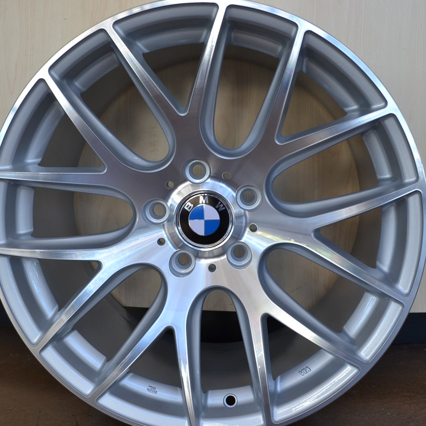 BMW WHEELS/RIM 740i 740Li 745i 745Li E65 E66 Hyper Silver / Machine Face 20"