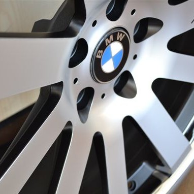 BMW WHEELS/RIM 525i 528i 530i 535i 545i 550i Machine Face / Black Inner Spokes / Chrome Lip 20"