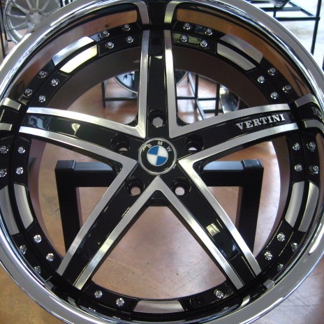 BMW WHEELS/RIM 740i 740Li 745i 745Li E65 E66 Diamond Cut / Black Inner Spokes / Chrome Lip 20"