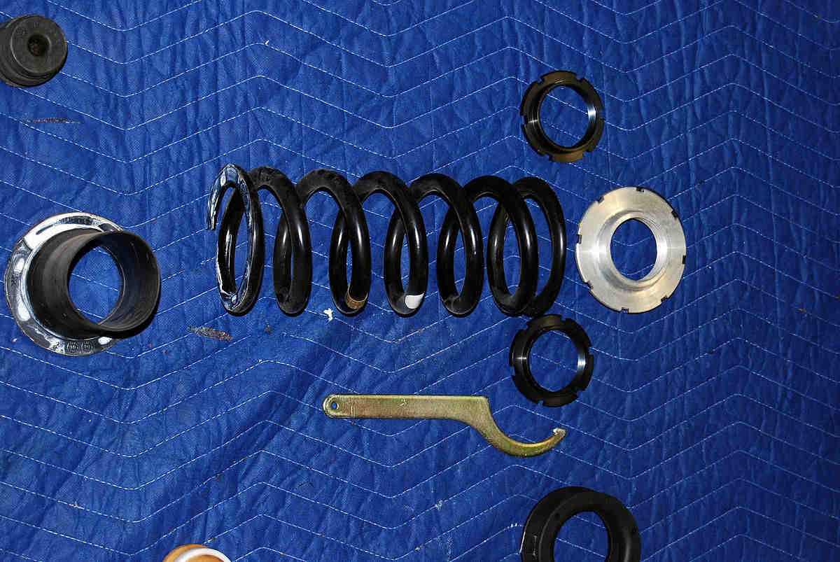 Ferrari 458 Coupe/Italia OEM Suspension - Image 2