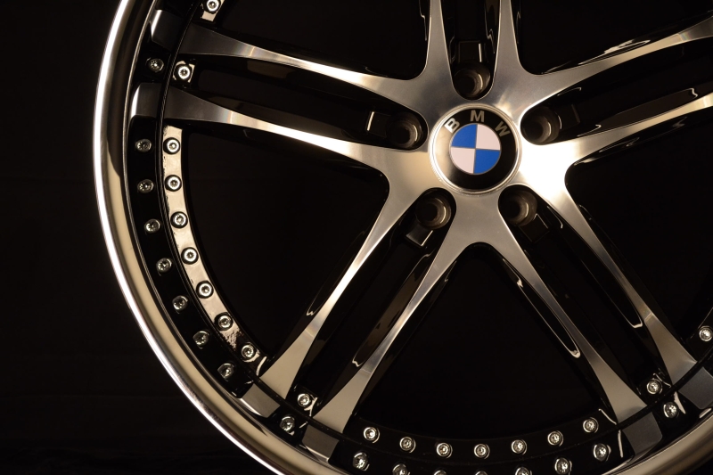 BMW WHEELS/RIM E60 E63 E64 645ci 650i M5 M6 Machine Face / Black Inner Spokes / Chrome Lip 22" - Image 4