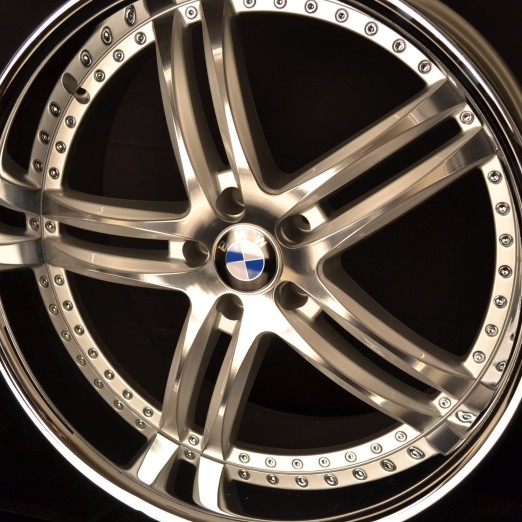 BMW WHEELS/RIM E60 E63 E64 645ci 650i M5 M6 Machine Face / Silver Inner Spokes / Chrome Lip 22"
