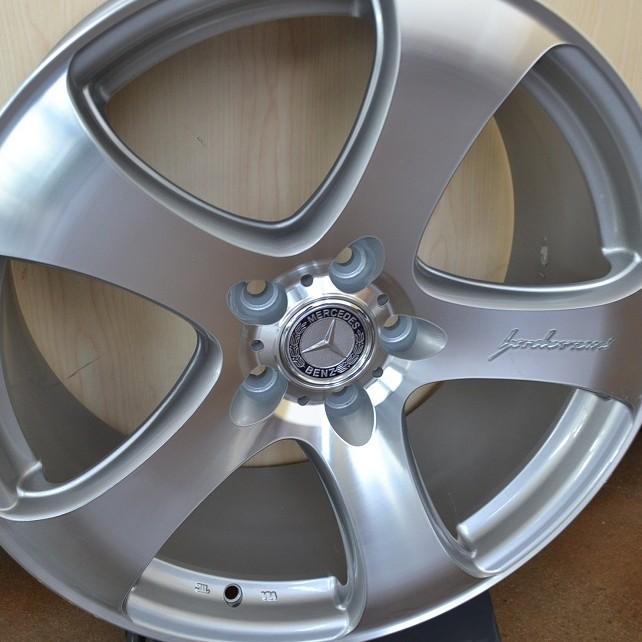 MERCEDES WHEELS/RIM C230 C240 C280 C300 C320 C350 Silver Diamond Cut 19"