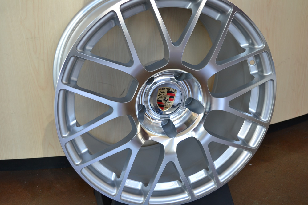PORSCHE WHEELS/RIM 911 CARRERA TARGA 4S C4S TURBO S CABRIOLET 996/997 Hyper Silver w/ Mirror Cut Face - 20" - Image 2