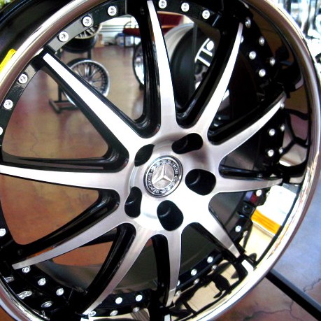 MERCEDES WHEELS/RIM R320 R350 R500 ML63 GLK350 Black & Machined Finished 22"