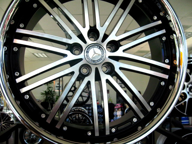 MERCEDES WHEELS/RIM CL500 S430 S500 S550 S600 Diamond Cut / Black Inner Spokes / Chrome Lip 20" - Image 5