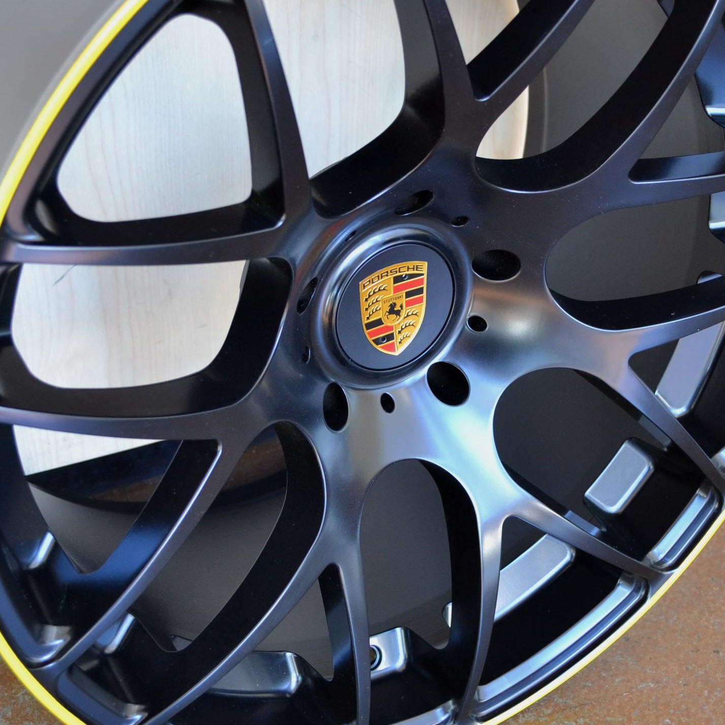 PORSCHE WHEELS/RIM 911 CARRERA TARGA 4S C4S TURBO S CABRIOLET 996/997 Matte Black / Yellow pin stripe -19"