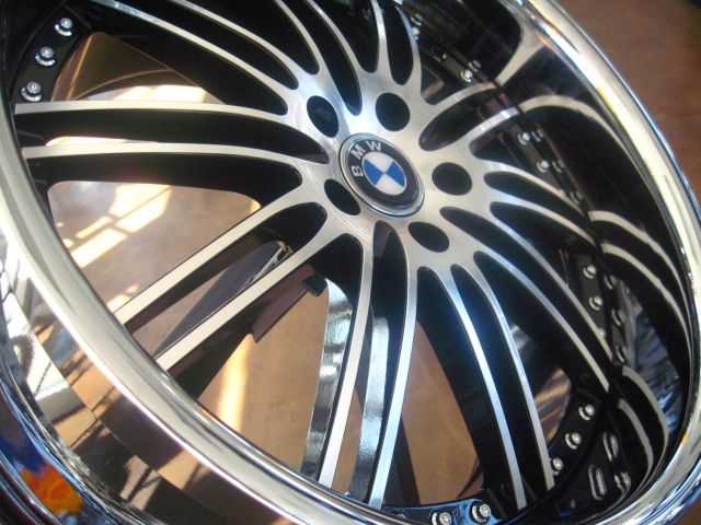 BMW WHEELS/RIM E60 E63 E64 645ci 650i M5 M6 Diamond Cut / Black Inner Spokes / Chrome Lip 19" - Image 6