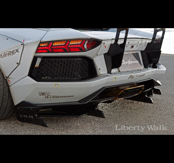 Liberty Walk/LB Performance Lamborghini Aventador Rear Diffuser Ver.2 [FRP]