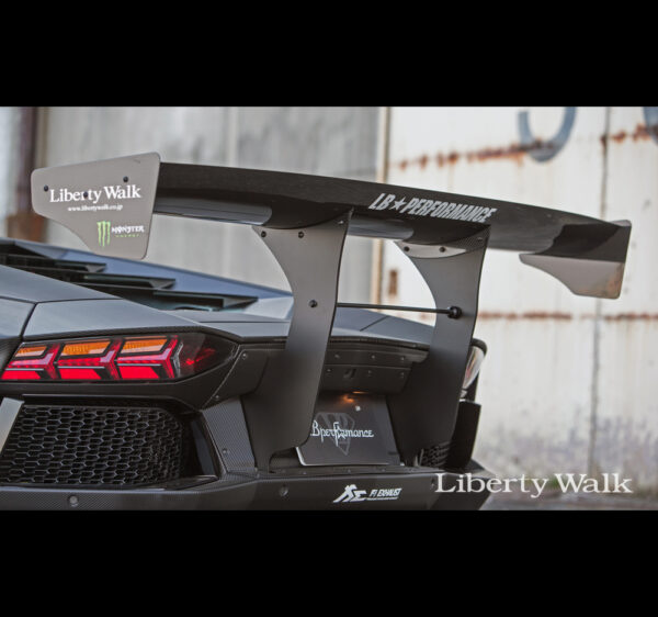 Liberty Walk/LB Performance Lamborghini Aventador Rear Wing Ver.2 (Dry Carbon)