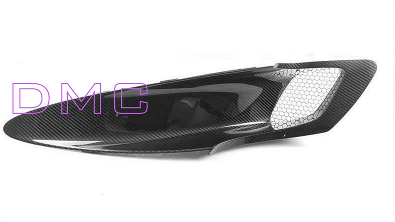 DMC Carbon Fiber Door Side Panel Vent Intake Covers for McLaren 720s - Image 2
