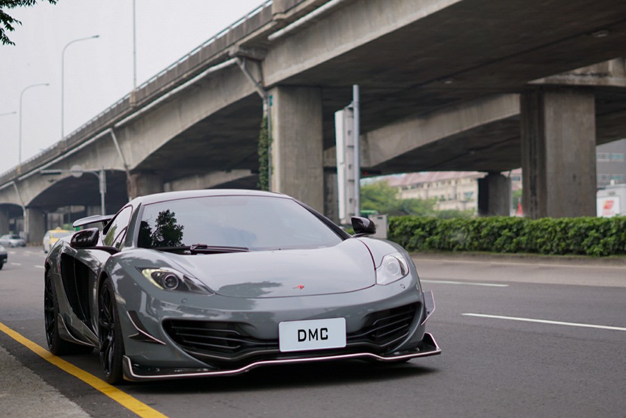 DMC Carbon Fiber Rear Wing & Base Spoiler for McLaren 12C MP4 - Image 4