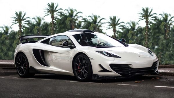 DMC Carbon Fiber Roof Scoop Air Tunnel for McLaren 12C MP4