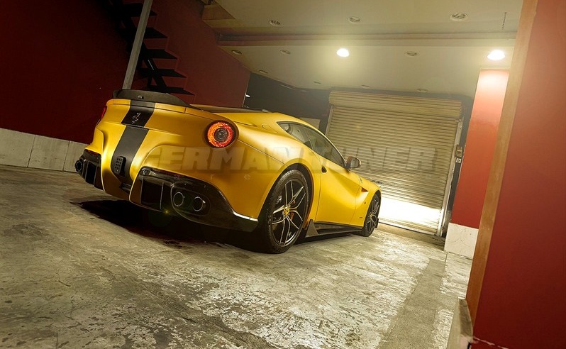 DMC Carbon Fiber Side Skirts for Ferrari F12 Berlinetta - Image 3