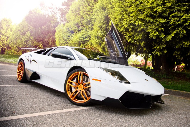 DMC Lamborghini Murcielago: Super Veloce (SV) Body Kit: Carbon Fiber Facelift for the OEM Coupe & Roadster: Fits 580, LP640 and LP670: Front & Rear Bumper, Wing Spoiler & Skirts Replacement