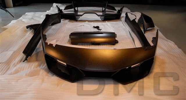 DMC Lamborghini Murcielago: Super Veloce (SV) Body Kit: Carbon Fiber Facelift for the OEM Coupe & Roadster: Fits 580, LP640 and LP670: Front & Rear Bumper, Wing Spoiler & Skirts Replacement - Image 6