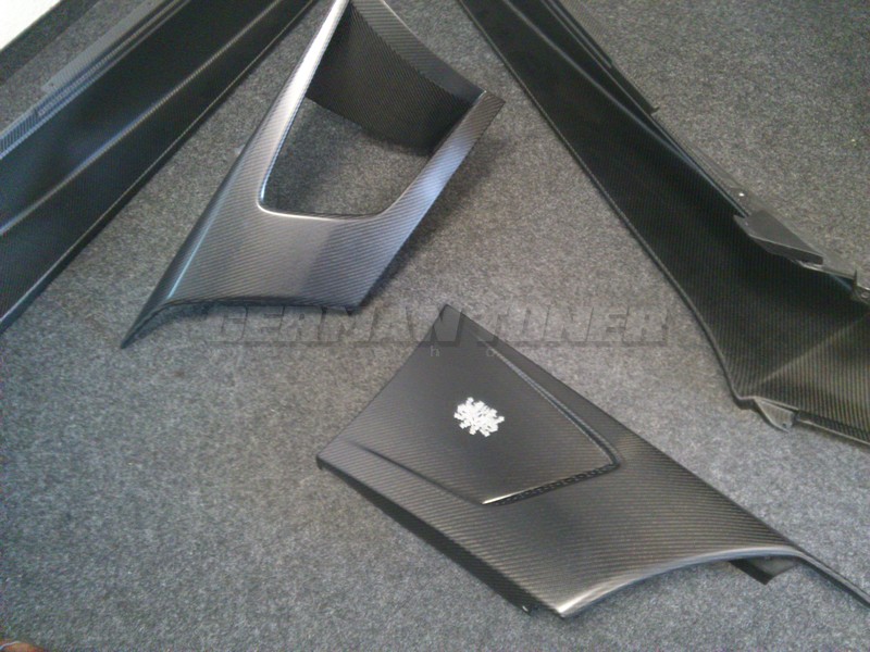 DMC Lamborghini Murcielago: Super Veloce (SV) Body Kit: Carbon Fiber Facelift for the OEM Coupe & Roadster: Fits 580, LP640 and LP670: Front & Rear Bumper, Wing Spoiler & Skirts Replacement - Image 4