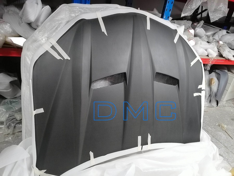 DMC Lamborghini URUS Forged Carbon Fiber Front Hood Bonnet OEM Replacment - Image 2
