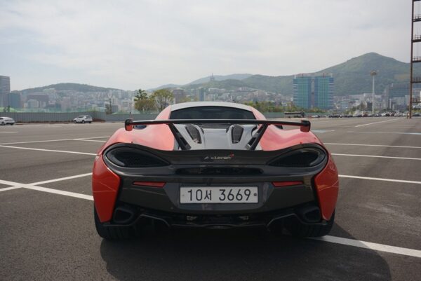 DMC Carbon Fiber Rear Diffuser for McLaren 570s 540c