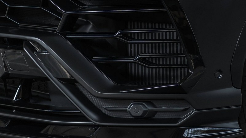 PRIOR-DESIGN PD700 Front Vents Frames for Lamborghini Urus - Image 4