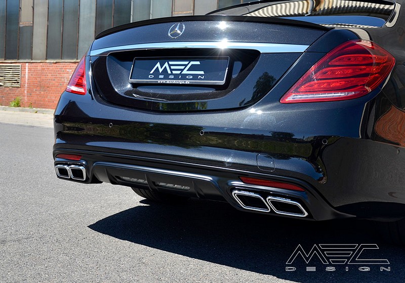 MEC Design Rear Diffuser in Carbon Finish (without cutout for foglight) & Black AMG 63 Endpipes for S-Class W222 - Image 2