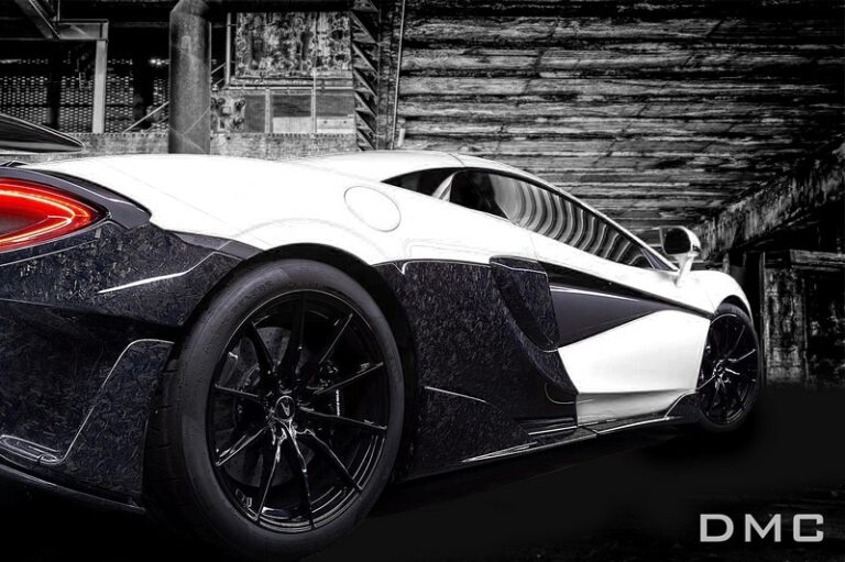 DMC Forged Carbon Fiber Side Skirts & Door Under Panels for McLaren 600LT