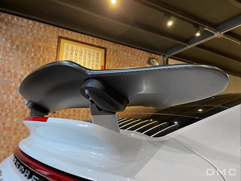 DMC Carbon Fiber Rear Wing for Porsche 992 Turbo & Turbo S Coupe & Cabriolet (OEM Fitment) - Image 2