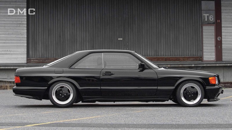 Mercedes AMG SEC 560 6.0 Forged Carbon Fiber Side Skirts & Door Panels for the W126 C126 - Image 2