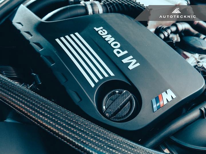 AutoTecknic Dry Carbon Competition Oil Cap Cover for E82 1M