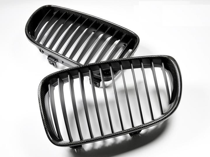 AutoTecknic Replacement Carbon Fiber Front Grilles for E82/ E88 1-Series & 1M