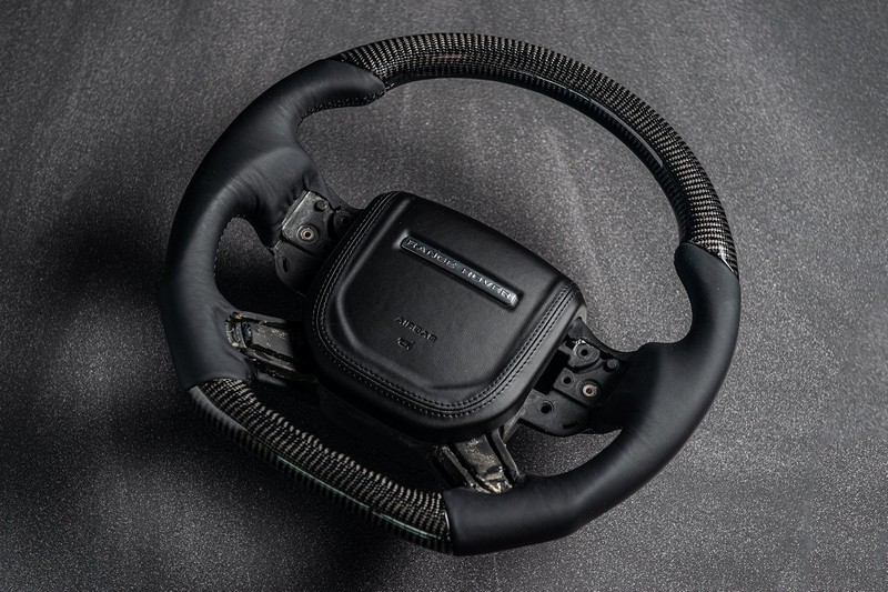 KAHN Exposed Carbon Steering Wheel for Range Rover (2018-2022) - Image 2