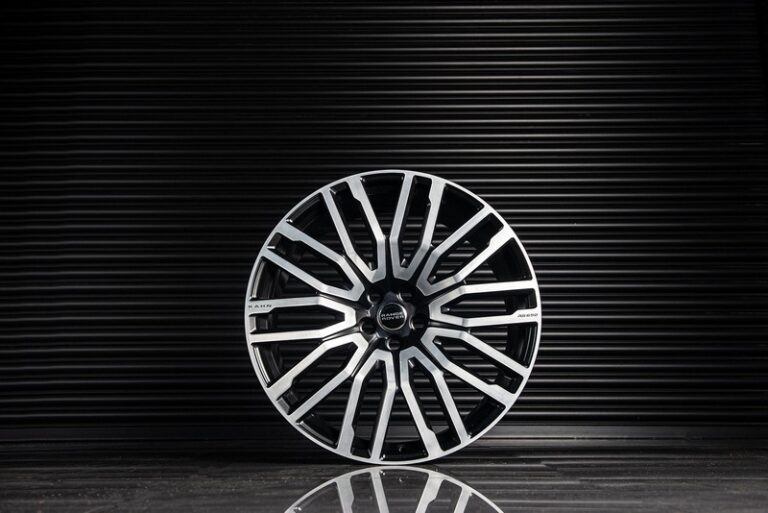 KAHN Range Rover RS650 Pace Car Forged Alloy Wheels