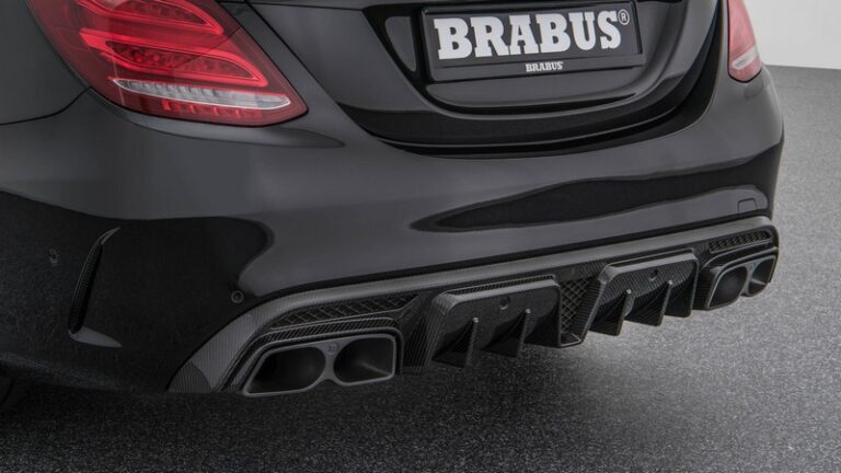 BRABUS Sport Exhaust System with Actively Controlled Flaps for C-Class