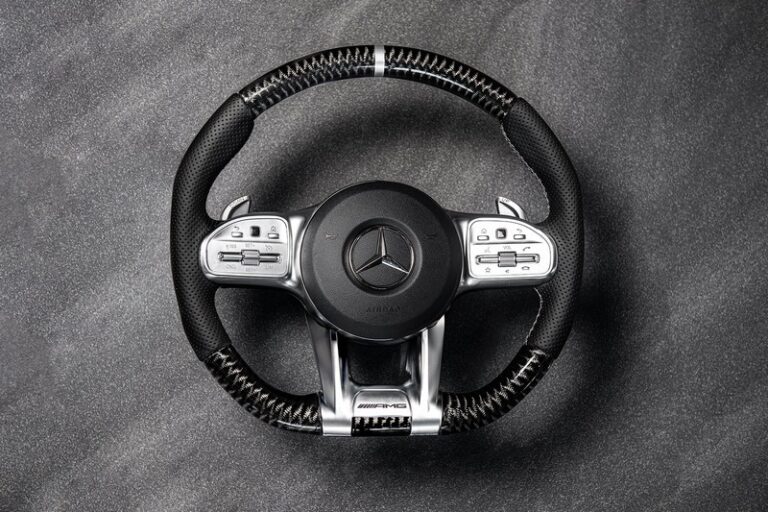 KAHN G63 AMG Carbon Steering Wheel for Mercedes G-Wagon (2018-Present)
