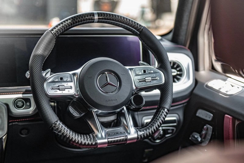 KAHN G63 AMG Carbon Steering Wheel for Mercedes G-Wagon (2020-Present) - Image 3