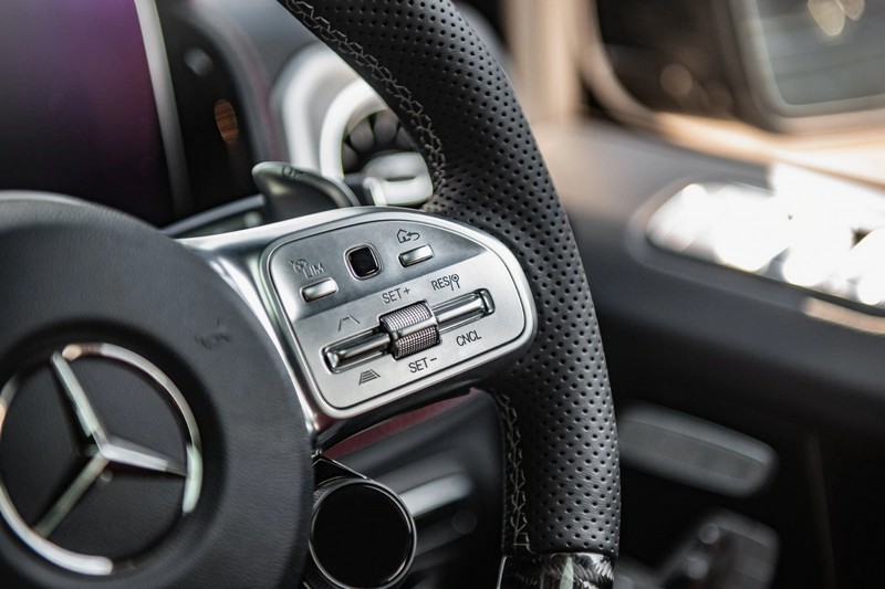 KAHN G63 AMG Carbon Steering Wheel for Mercedes G-Wagon (2020-Present) - Image 5