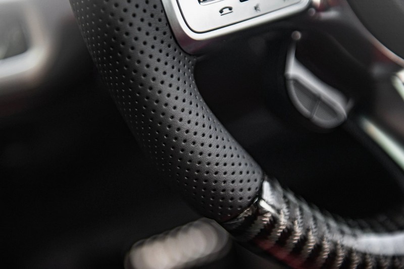 KAHN G63 AMG Carbon Steering Wheel for Mercedes G-Wagon (2020-Present) - Image 8