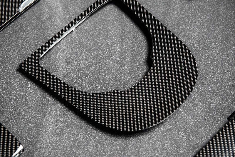 KAHN G63 AMG Carbon Interior Package for Mercedes G-Wagon (2018-Present) - Image 4