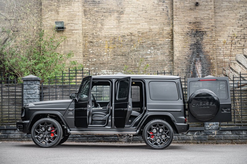 KAHN G63 AMG Chelsea Truck Company Hard Spare Wheel Cover for Mercedes G-Wagon (2018-Present) - Image 4